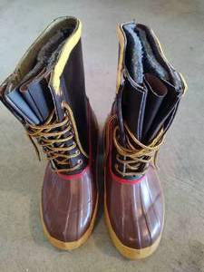 lot 232 image: Steel Shank Wool Lined Boots (Sz 7)