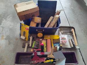 lot 245 image: Lot of Painting Supplies