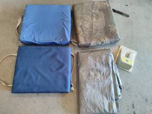 lot 263 image: Boat Cushions, Tarp & Trailer Chock