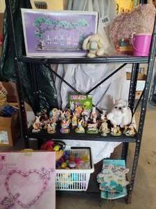 lot 292 image: Lot of Asst Easter Decor