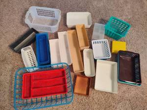 lot 306 image: Lot of Organizers & Baskets