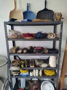 lot 307 image: Misc Garage Lot