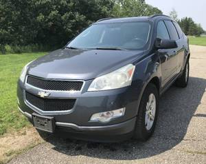 2011 Chevy Traverse LT AWD