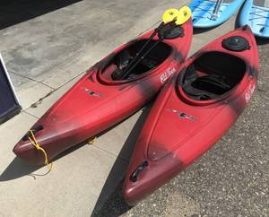 lot 6 image: Pair of  Old Town 9 Kayaks