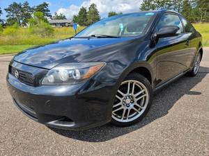 lot 6 image: 2010 Scion tC