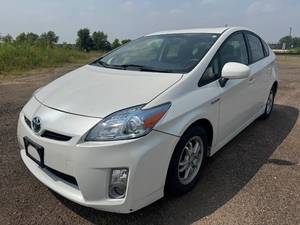 lot 8 image: 2011 Toyota Prius