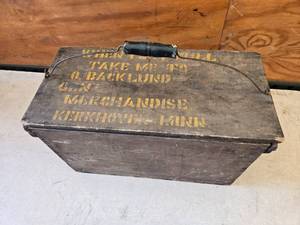 lot 38 image: Vintage Wooden Box with Stenciled Lettering WHEN I GET FULL TAKE ME TO O. BACKLUND GEN. MERCHANDISE KERKHOVEN MINN.