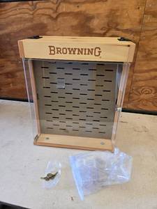lot 39 image: Spinnging & Locking Browning Wooden Display Case