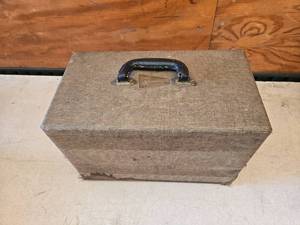 lot 42 image: Viewlex Projector with Case