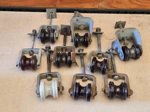 lot 49 image: Power Line Insulators and Brackets - Great for Crafts or Decor