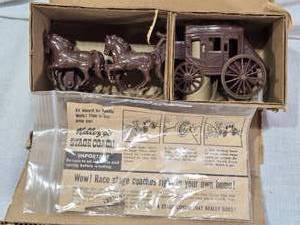 lot 89 image: Kelloggs Stage Coach Toy Set in Original Box