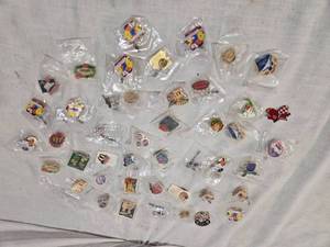lot 100 image: McDonalds Collectible Pins