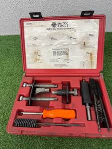 lot 63 image: Matco GM W-Car Brake Service Kit