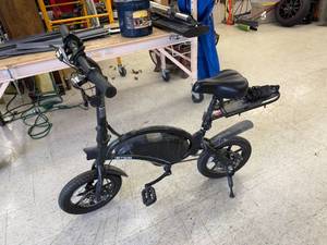 lot 10 image: Jetson Electric Bike