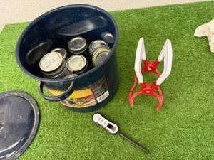 lot 47 image: Canning Supplies