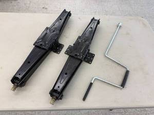 lot 91 image: Scissor Jacks