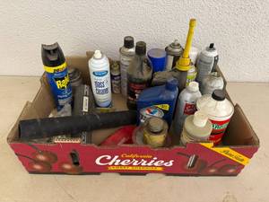 lot 98 image: Assorted Oils, Lubricants, Spray Cans