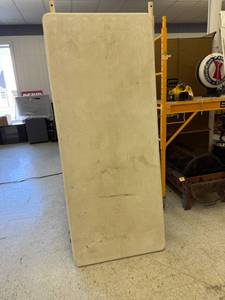 lot 151 image: 6 Folding Table