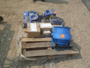 lot 6 image: Toshiba Drive Units x 2