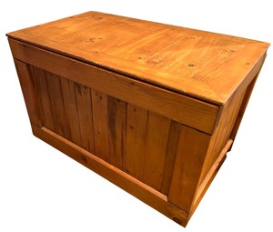 lot 25 image: Wooden Storage Chest with Lift-Top Lid