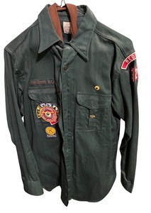 lot 47 image: Vintage Boy Scouts of America Explorers BSA Shirt with Council Patches