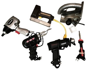 lot 109 image: Set of 5 Electric Hand Tools Including Soldering Iron and Heat Gun