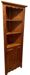 lot 123 image: Wood Corner Shelf Unit with Cabinet Doors