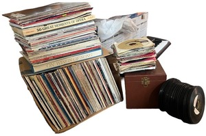lot 135 image: Large Vintage Vinyl Record Album Collection with 45s and Storage Case