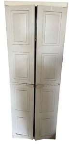 lot 201 image: Tall Plastic Storage Cabinet with Four Shelves