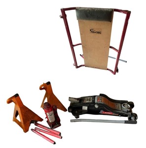 lot 244 image: Automotive Creeper, Floor Jack, Bottle Jack and Jack Stands Set