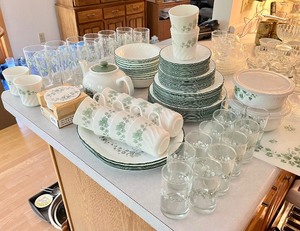 lot 231 image: Corning Ivy Pattern Dinnerware Set with Plates, Cups, Bowls and Glassware