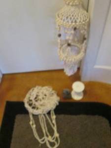 lot 14 image: Seashell Macrame, faux cactus and p...