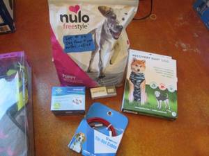 lot 36 image: Nulo FreeStyle 4.5lb puppy food, re...