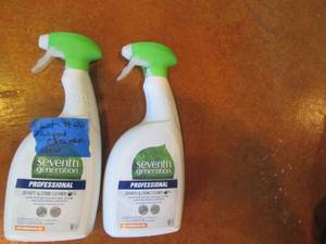 lot 40 image: 2-Spray bottles of professional Gra...