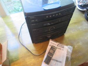 lot 88 image: Sharp stereo system with remote and...