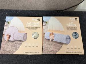 lot 10 image: 2 Cat Tunnels