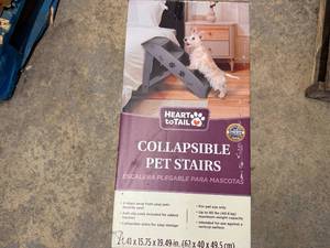 lot 25 image: Collapsible Pet Stairs