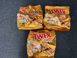 lot 152 image: 3 Bags of Twix Minis