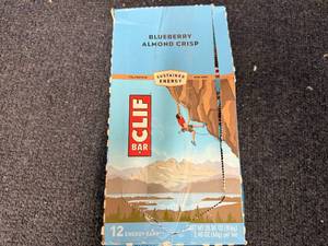 lot 179 image: 12 Blueberry Almond Crisp Clif Bars
