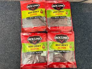 lot 211 image: Jack Links Jalepeno Jerky