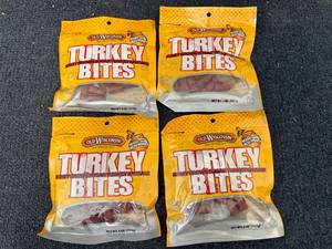 lot 213 image: 4 Old Wisconsin Turkey Bites
