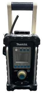lot 24 image: Makita BMR100 Jobsite Radio