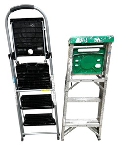lot 140 image: 2-Gorilla Ladders 3-Step Steel Step Stool,