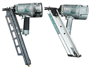 lot 224 image: Hitachi NR83A2 Framing Nailers Bundle