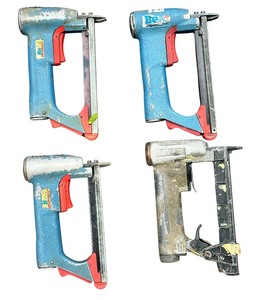 lot 177 image: BeA pneumatic staplers Bundle (4)