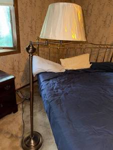 lot 103 image: Adjustable Brass Floor Lamp with Shade
