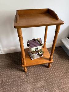 lot 125 image: Wooden Side Table with Raised Edges and Turned Legs, 27 Inch Tall