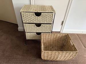 lot 126 image: 3-Drawer Wicker Storage Unit with Extra Large Basket