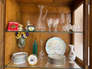 lot 364 image: Assorted Vintage Glassware and French Porcelain Plate Collection