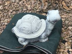 lot 17 image: Concrete Turtle Garden Statue with Rope Shell Design